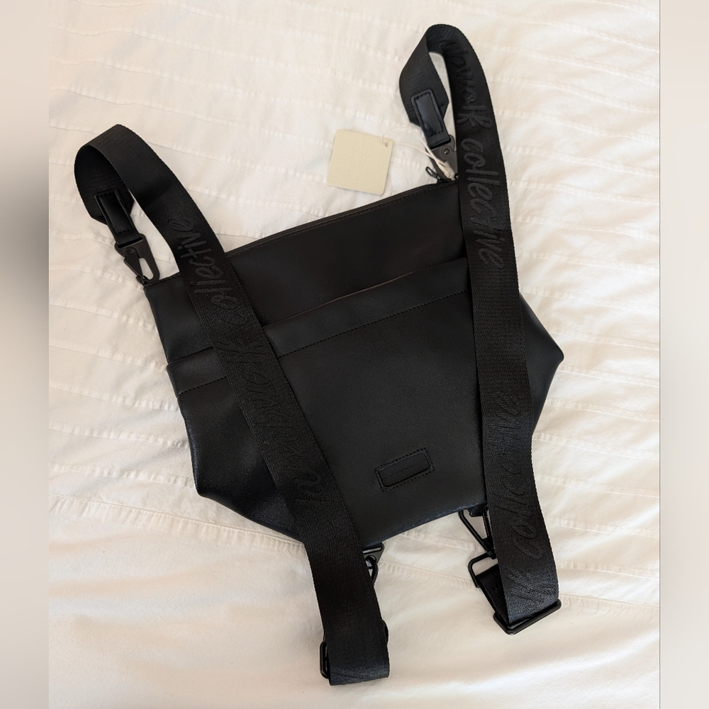 Lambwolf Collective Vegan Leather Convertible Dog Walker Bucket Bag Backpack - Picture 7 of 13